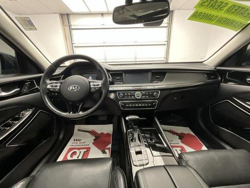 2019 Kia Cadenza Limited