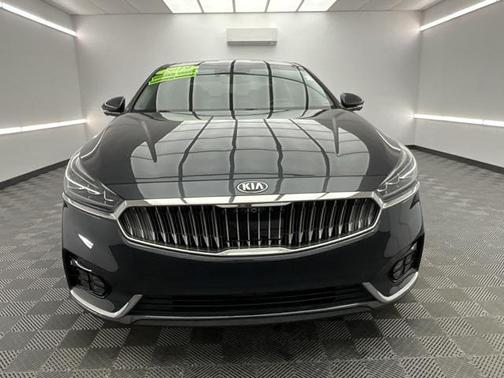2019 Kia Cadenza Limited