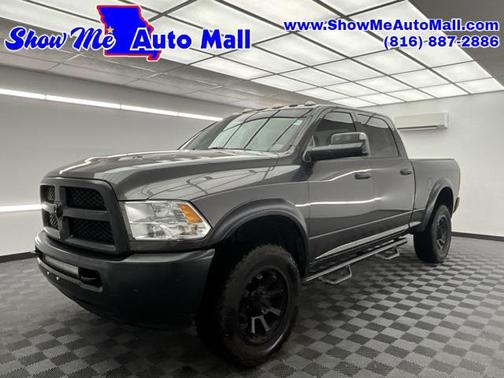2017 RAM 3500 Tradesman Crew Cab 4x4 6'4' Box