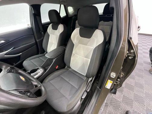 Harvest Bronze Metallic 2024 Chevrolet Trax LS