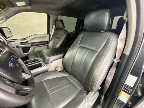 Guard Metallic 2018 Ford F-150 XLT