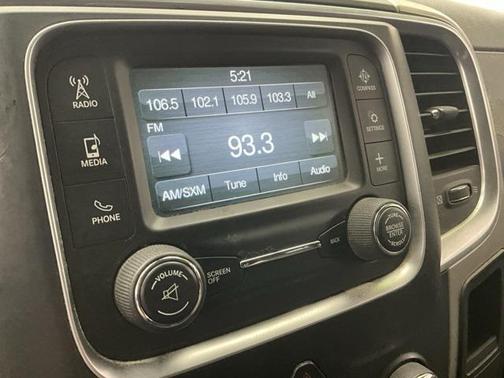 2017 RAM 1500 SLT
