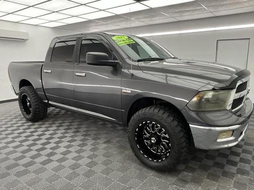 2017 RAM 1500 SLT