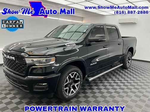 Diamond Black Crystal Pearlcoat 2025 RAM 1500 Big Horn/Lone Star