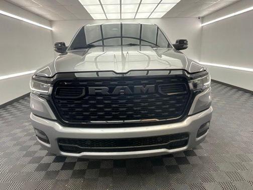 Billet Silver Metallic Clearcoat 2025 RAM 1500 Big Horn/Lone Star