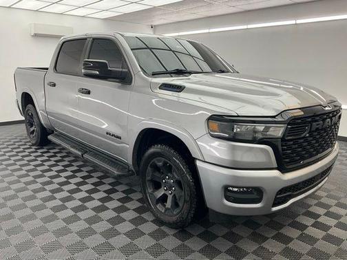 Billet Silver Metallic Clearcoat 2025 RAM 1500 Big Horn/Lone Star