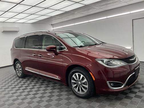 2020 Chrysler Pacifica Touring-L Plus