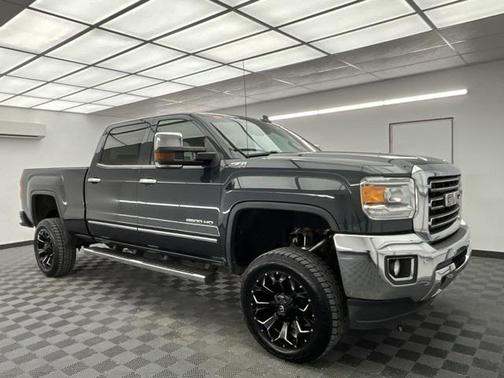 2017 GMC Sierra 2500 SLT