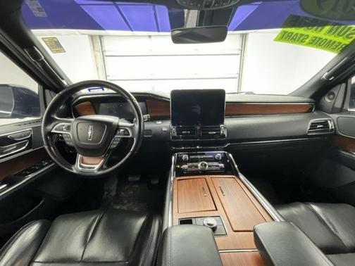 2019 Lincoln Navigator L Select