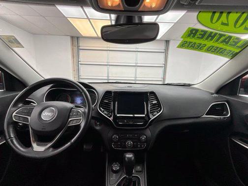 Velvet Red Pearlcoat 2020 Jeep Cherokee Limited