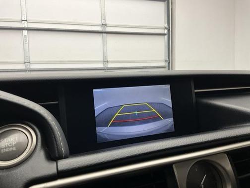 2016 Lexus IS 300 Base