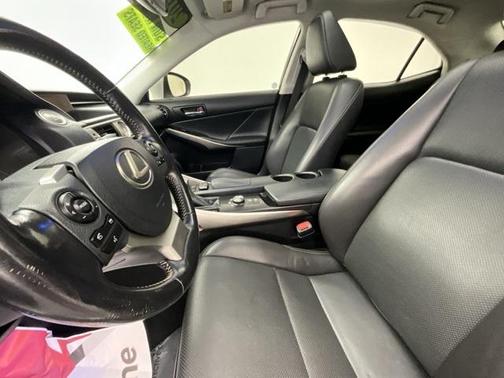 2016 Lexus IS 300 Base