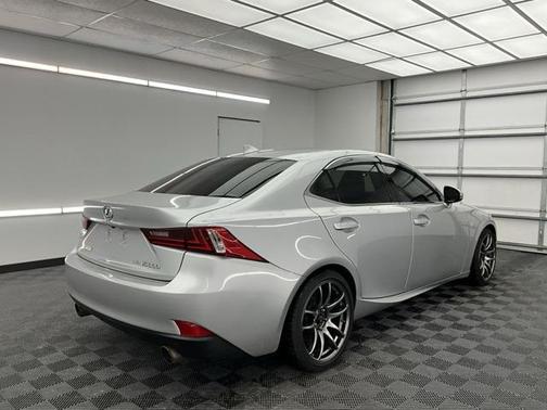 2016 Lexus IS 300 Base