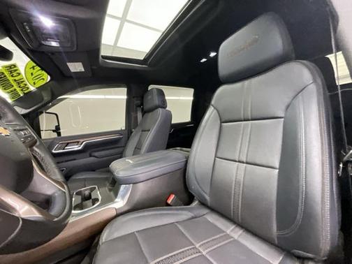 2024 Chevrolet Silverado 3500 High Country