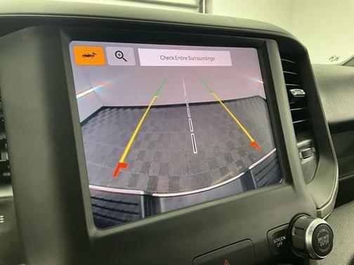 2022 RAM 2500 Tradesman Crew Cab 4x4 6'4' Box