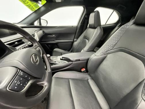 2022 Lexus UX 250h Base