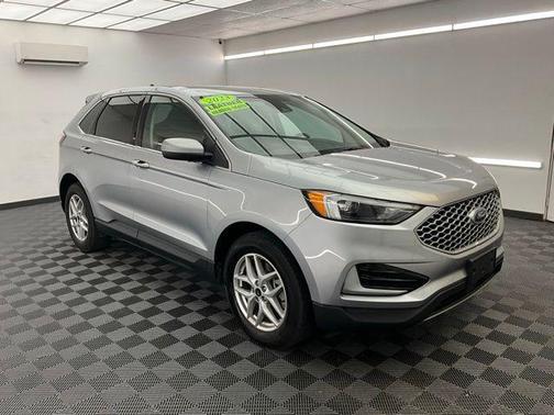 Silver Metallic 2023 Ford Edge SEL