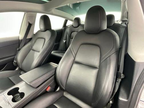 Blue 2023 Tesla Model 3 Standard Range