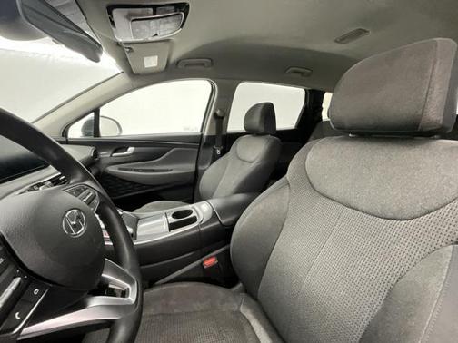 2021 Hyundai SANTA FE SE