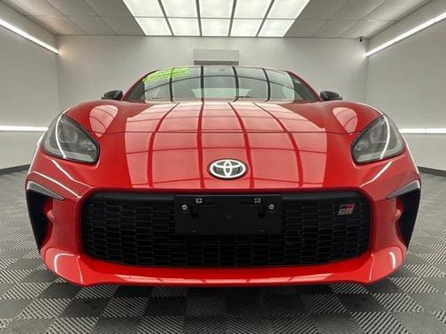 2022 Toyota GR86 Premium