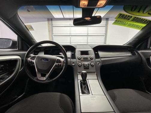 2016 Ford Taurus SEL