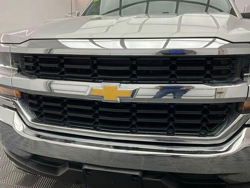 Silver Ice Metallic 2018 Chevrolet Silverado 1500 1LT
