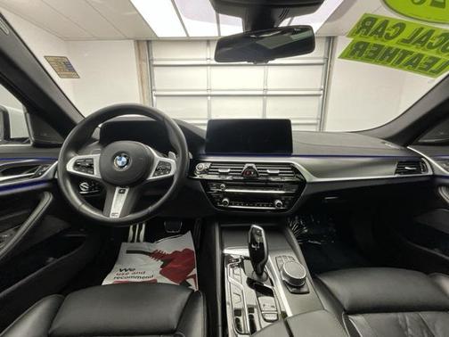 2023 BMW M550 i Xdrive