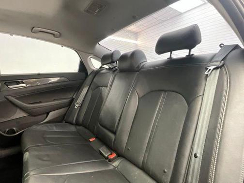 Phantom Black 2018 Hyundai SONATA Limited