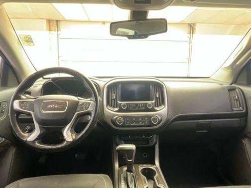 Summit White 2017 GMC Canyon SLE