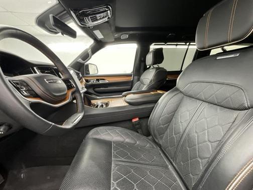 2024 Jeep Grand Wagoneer L Series III 4x4