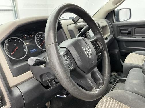 2012 RAM 1500 ST