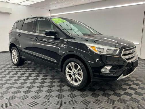 Shadow Black 2017 Ford Escape SE