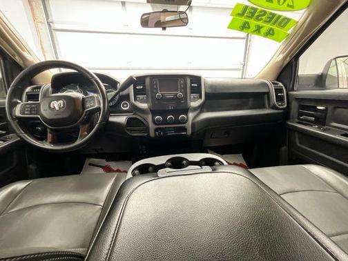 2020 RAM 3500 Tradesman Crew Cab 4x4 8' Box