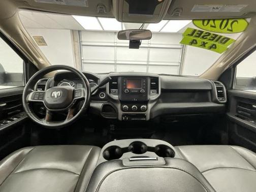 2020 RAM 3500 Tradesman Crew Cab 4x4 8' Box