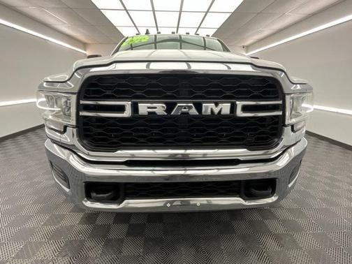 2020 RAM 3500 Tradesman Crew Cab 4x4 8' Box