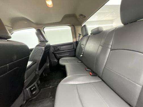 2020 RAM 3500 Tradesman Crew Cab 4x4 8' Box