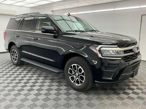 Black Metallic 2024 Ford Expedition XLT