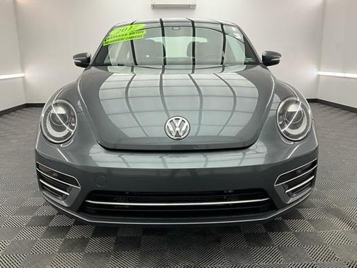 2017 Volkswagen Beetle 1.8T SE