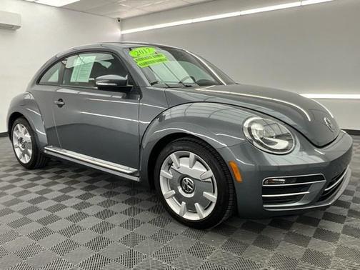 2017 Volkswagen Beetle 1.8T SE