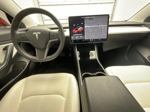 2020 Tesla Model 3 Standard Range