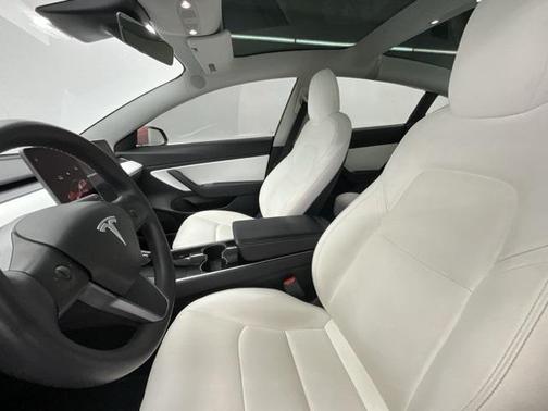 2020 Tesla Model 3 Standard Range