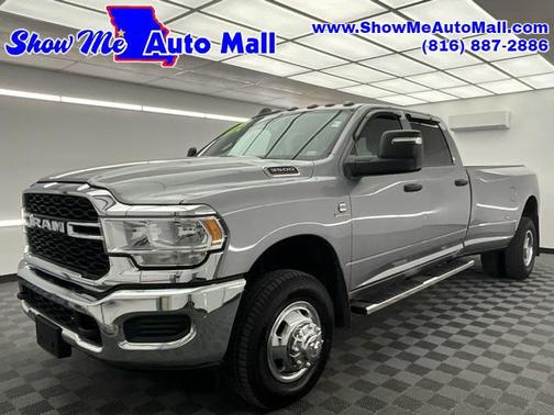 2024 RAM 3500 Tradesman Crew Cab 4x4 8' Box