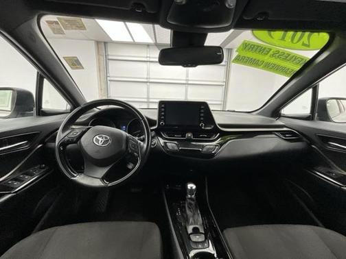 2019 Toyota C-HR XLE
