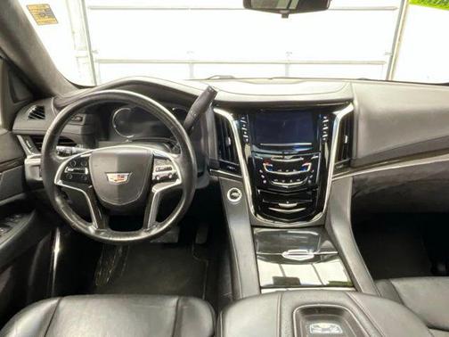 2017 Cadillac Escalade ESV Platinum