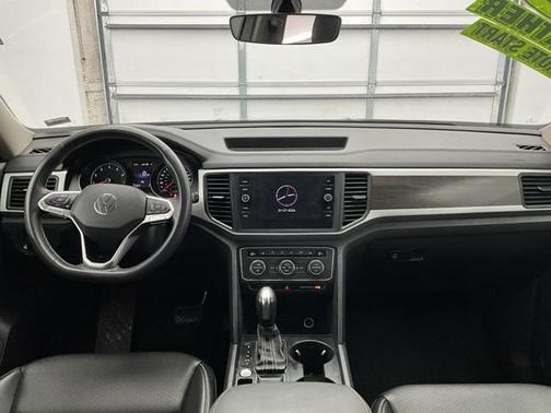 2021 Volkswagen Atlas 3.6L SE w/Technology
