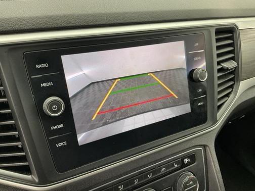 2021 Volkswagen Atlas 3.6L SE w/Technology