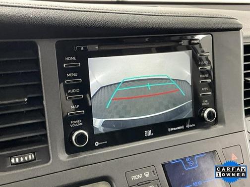 2019 Toyota Sienna SE