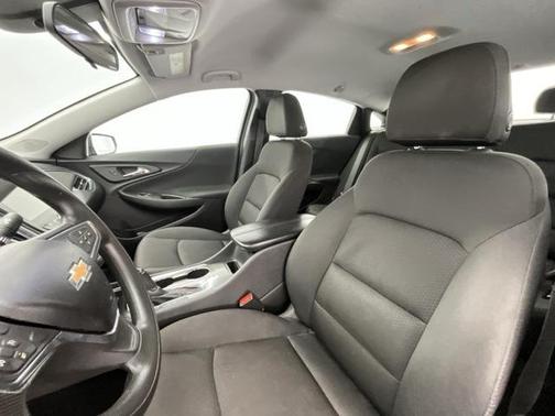 2020 Chevrolet Malibu FWD LT