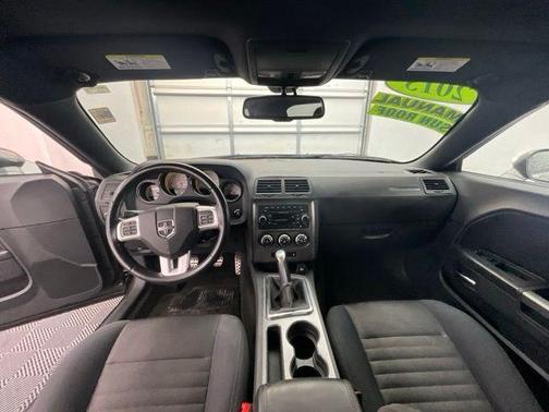 Granite Crystal Metallic Clearcoat 2013 Dodge Challenger R/T