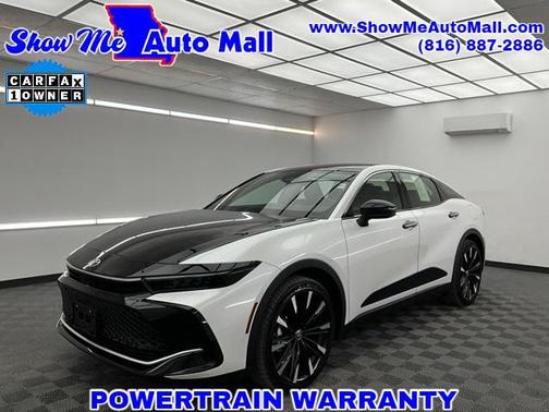 2025 Toyota Crown Platinum